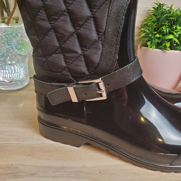 Michael Kors Snow Rain Boots Puffer Faux Fur Black Silver Accents Size 7 * - Picture 4 of 13